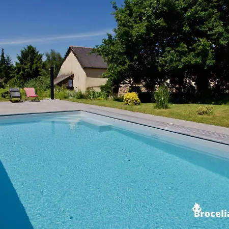 Le Logis De L'etang De L'aune Holiday home Iffendic