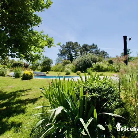 Le Logis De L'etang De L'aune *
