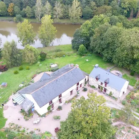 Le Logis De L'etang De L'aune